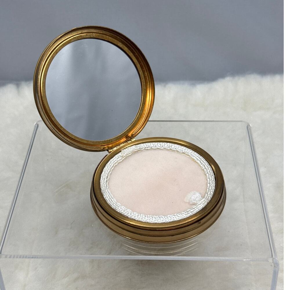 Vintage Margaret Rose England Compact Sunburst Guilloché glamour Original Powder